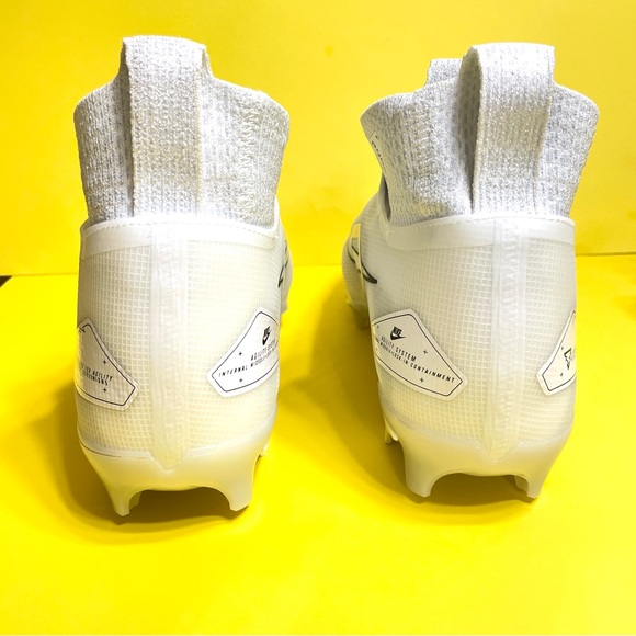 Nike Alpha Menace Elite 3 Pure Platinum Football Cleats Size 10 CT6648-109 - Picture 6 of 7